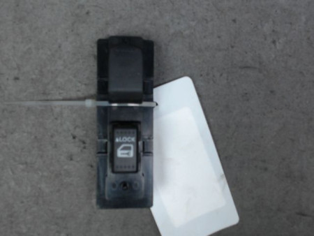 COMMANDE LEVE-GLACE PORTE AVG SUZUKI ALTO 5 PTES