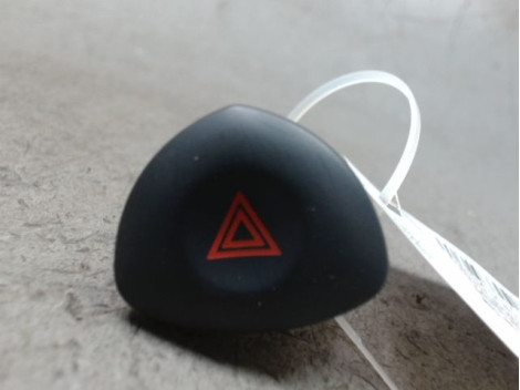 BOUTON DE WARNING RENAULT CLIO II PH.2 01-06