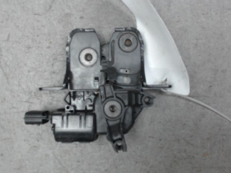 SERRURE HAYON  DACIA DUSTER 2010-
