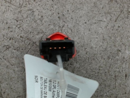 BOUTON DE WARNING RENAULT CLIO II CAMPUS 06-