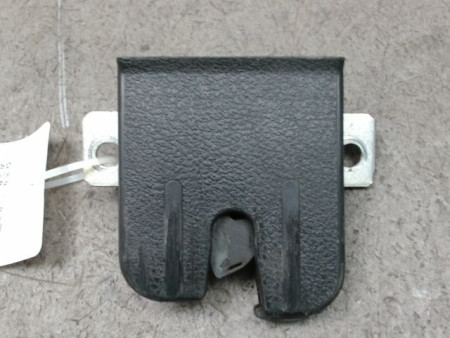 SERRURE HAYON  VOLKSWAGEN POLO 02-05