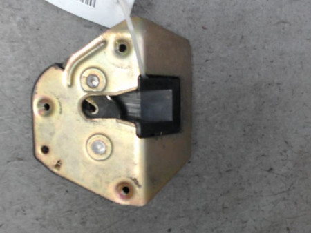 SERRURE PORTE COULISSANTE DROIT PEUGEOT PARTNER -2002