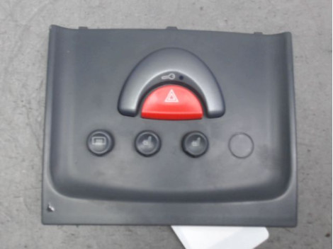 BOUTON DE WARNING SMART ROADSTER