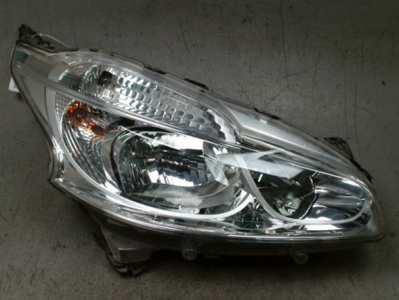 PHARE DROIT PEUGEOT 208
