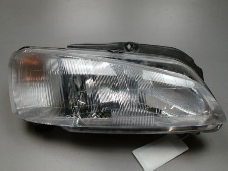 PHARE DROIT PEUGEOT 106 96-2003