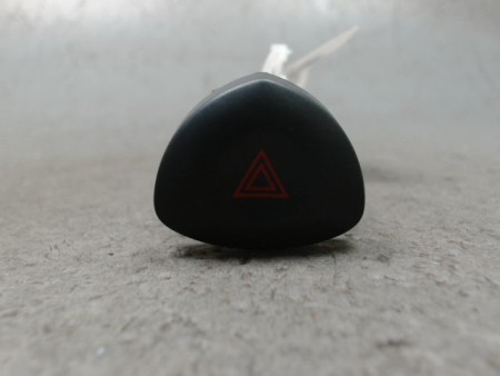 BOUTON DE WARNING RENAULT CLIO II PH.2 01-06