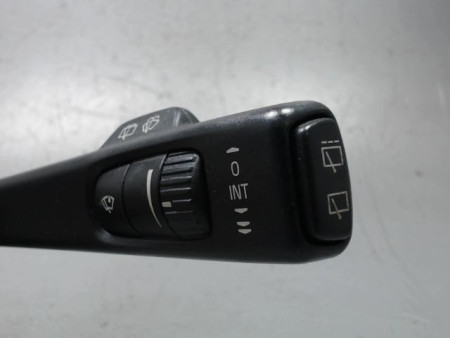 BLOC COMMODOS VOLVO V50