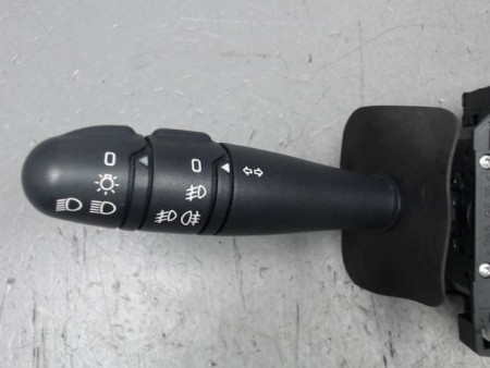 BLOC COMMODOS RENAULT CLIO II PH.2 01-06