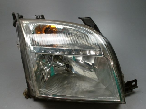 PHARE DROIT FORD FUSION