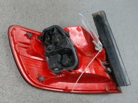 FEU ARRIERE DROIT AUDI A6 AVANT 2005-