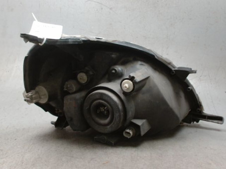 PHARE GAUCHE TOYOTA YARIS