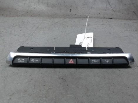 BOUTON DE WARNING AUDI A3