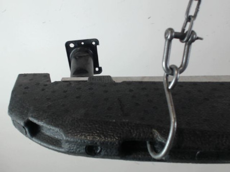 TRAVERSE INFERIEURE ARMATURE AVANT TOYOTA C-HR