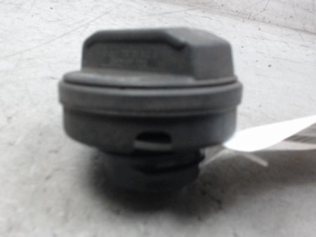 BOUCHON RESERVOIR A CARBURANT AUDI A4 CABRIOLET