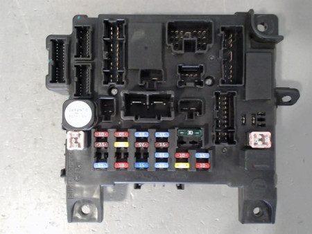 BOITE A FUSIBLES CITROEN C4 AIRCR.