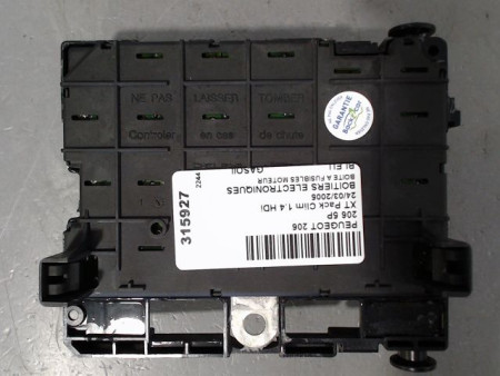 BOITE A FUSIBLES PEUGEOT 206 5P