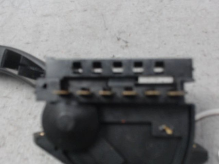 COMMANDE ESSUIE GLACE SAAB 9000 91-98