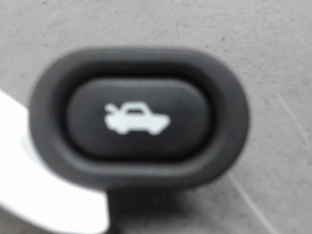 COMMANDE OUVERTURE HAYON SAAB 9000 91-98