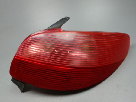 FEU ARRIERE DROIT PEUGEOT 206 5P