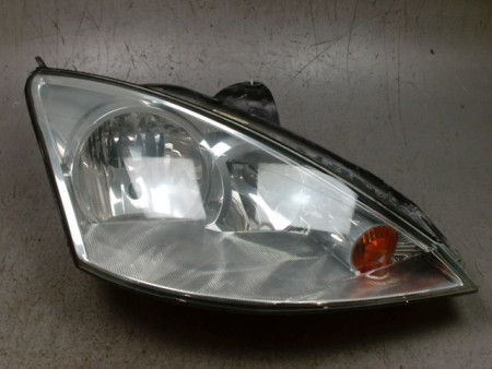 PHARE DROIT FORD FOCUS CLIPPER 98-04
