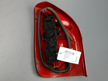 FEU ARRIERE DROIT CITROEN XSARA PICASSO