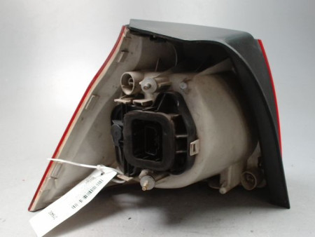 FEU ARRIERE DROIT VOLKSWAGEN GOLF V 2003-2009