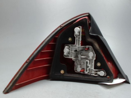 FEU ARRIERE DROIT FORD MONDEO 2000-2007