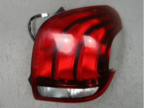 FEU ARRIERE DROIT PEUGEOT 108