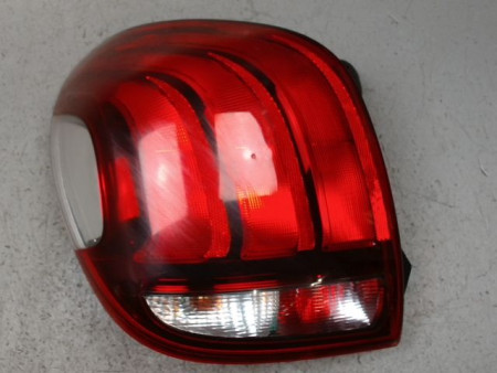 FEU ARRIERE GAUCHE  PEUGEOT 108