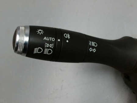 BLOC COMMODOS RENAULT CLIO