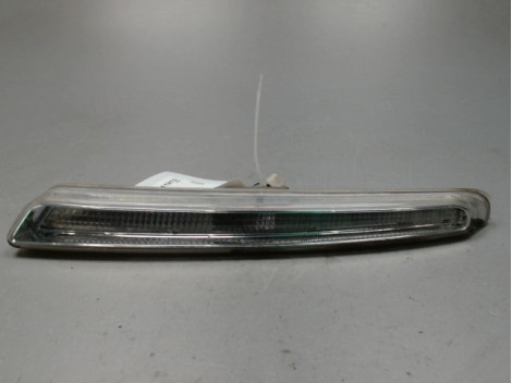 FEUX POSITION GAUCHE PEUGEOT 807
