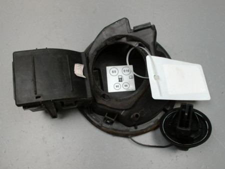 VOLET DE TRAPPE CARBURANT RENAULT CLIO