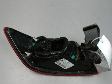 FEU ARRIERE DROIT RENAULT CLIO