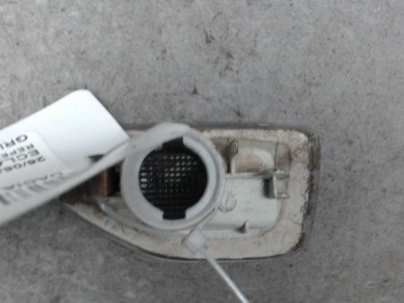 REPETITEUR AILE DROIT DACIA SANDERO