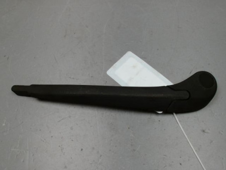 BRAS ESSUIE-GLACE ARRIERE RENAULT CLIO III 2009-