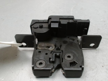 SERRURE HAYON  RENAULT CLIO III 2009-