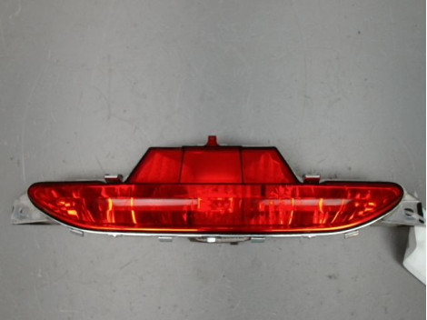 FEU BROUILLARD CENTRAL ARRIERE PEUGEOT 208