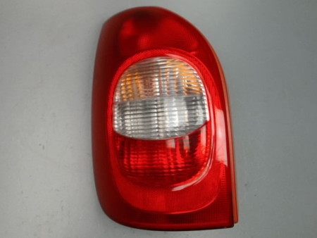 FEU ARRIERE GAUCHE  CITROEN XSARA PICASSO