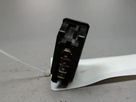 COMMANDE LEVE-GLACE PORTE AVG CITROEN XSARA PICASSO