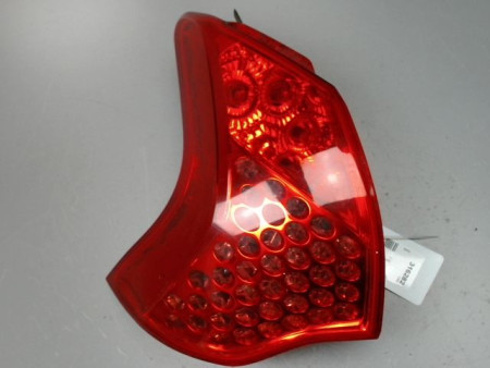 FEU ARRIERE GAUCHE  PEUGEOT 3008 2009-