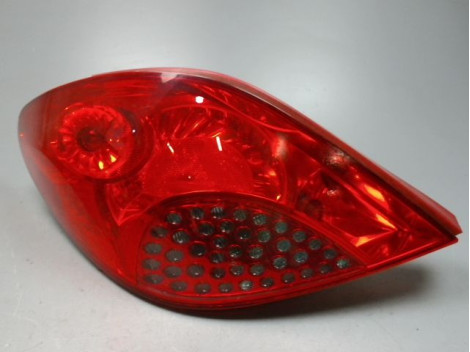 FEU ARRIERE GAUCHE  PEUGEOT 207 3P