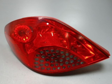 FEU ARRIERE GAUCHE  PEUGEOT 207 3P