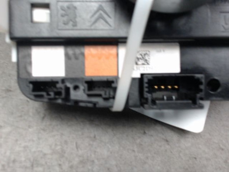 BLOC COMMODOS PEUGEOT 208