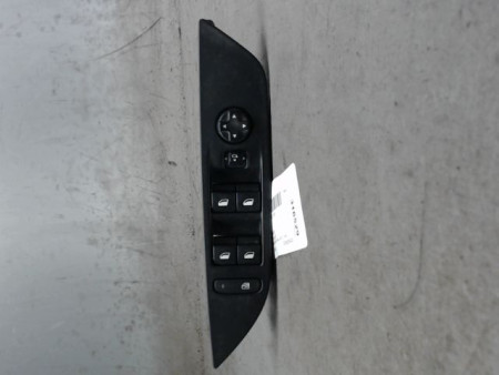 COMMANDE LEVE-GLACE PORTE AVG PEUGEOT 208