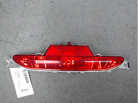 FEU BROUILLARD CENTRAL ARRIERE PEUGEOT 208