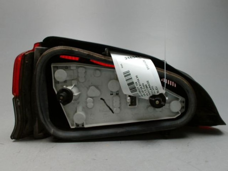 FEU ARRIERE DROIT PEUGEOT 106 91-96