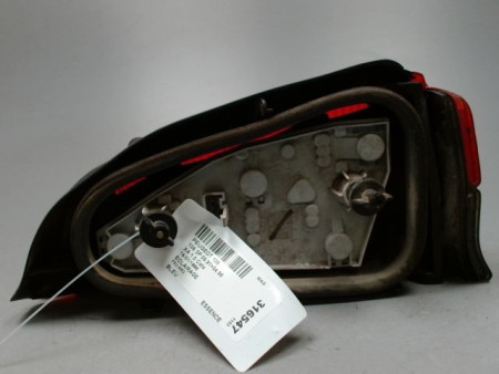 FEU ARRIERE GAUCHE  PEUGEOT 106 91-96