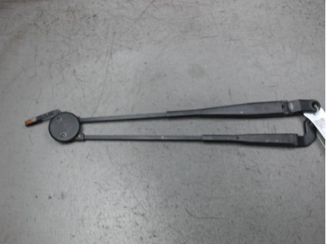 BRAS ESSUIE-GLACE AVANT RENAULT TWINGO PH.3 2000-2007