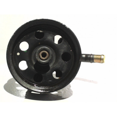 POMPE DIRECTION ASSISTEE FORD FOCUS 2000