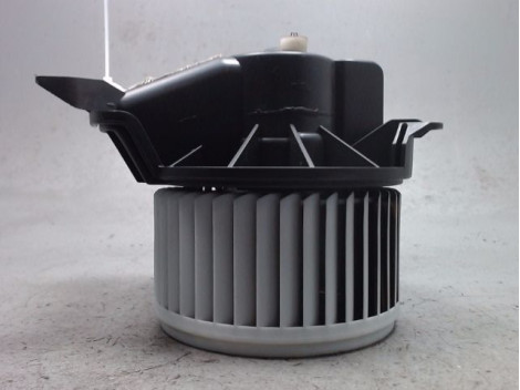 MOTEUR VENTILATEUR CHAUFFAGE OPEL CORSA